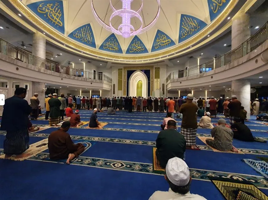 Masjid Puncak Alam