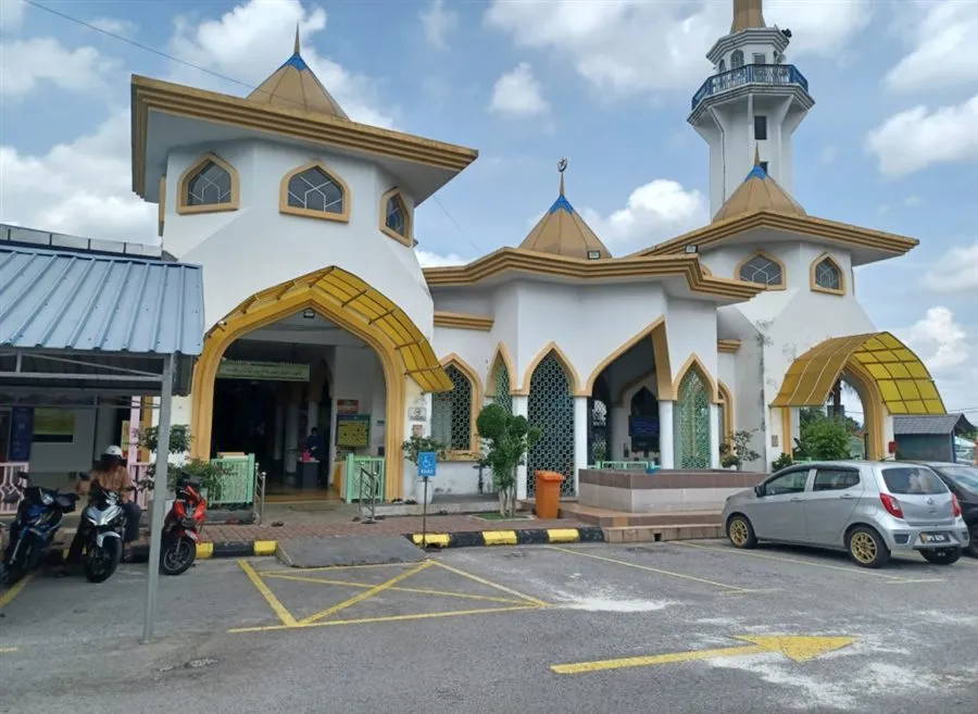 MASJID NURUL IMAN SERENDAH